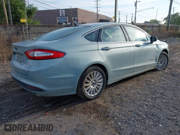 2014 Ford Fusion SE Hybrid with VIN 3FA6P0LU2ER168949, listed as a IAAI auction lot 40366468 with 188,802 mi miles. Bid and sale history available at carsss.com. Image 4.