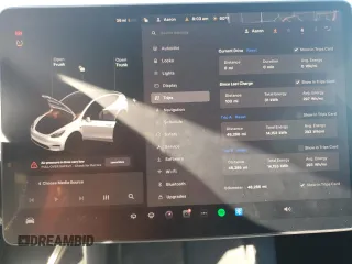 2022 Tesla Model Y Performance с VIN 7SAYGDEF1NF347903, выставлен на аукционе Copart как лот 57646175 с пробегом 48 286 миль миль и Списание • Salvage title. История ставок и продаж доступна на DreamBid. Изображение 9.