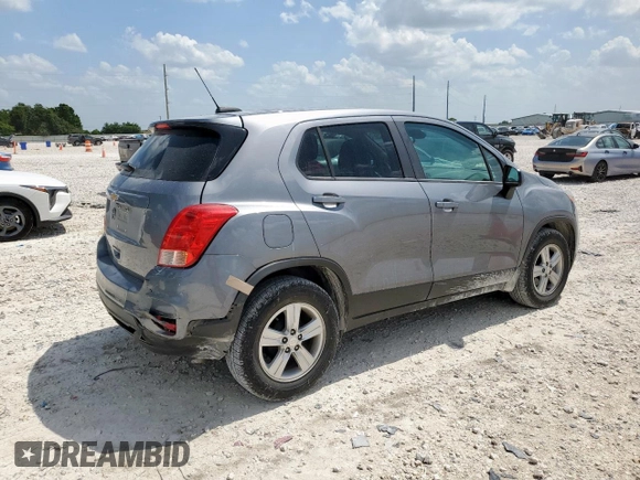 2020 Chevrolet Trax LS with VIN 3GNCJKSB9LL155083, listed as a Copart auction lot 61875195 with 88,417 mi miles and Salvage title. Bid and sale history available at DreamBid. Image 3.