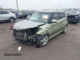2011 Kia Soul + with VIN KNDJT2A23B7270227, listed as a IAAI auction lot 42007802 with 87,768 mi miles. Bid and sale history available at carsss.com. Image 17.