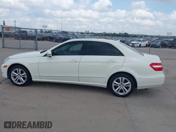 2010 Mercedes-Benz E 350 Luxury with VIN WDDHF5GB7AA167060, listed as a IAAI auction lot 42142664 with 118,651 mi miles and . Bid and sale history available at DreamBid. Image 15.