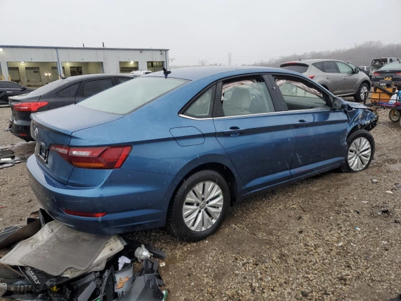 2019 Volkswagen Jetta S with VIN 3VWCB7BU3KM244982, listed as a Copart auction lot 47700885 with 47,041 mi miles and Salvage Title. Bid and sale history available at carsss.com. Image 3.