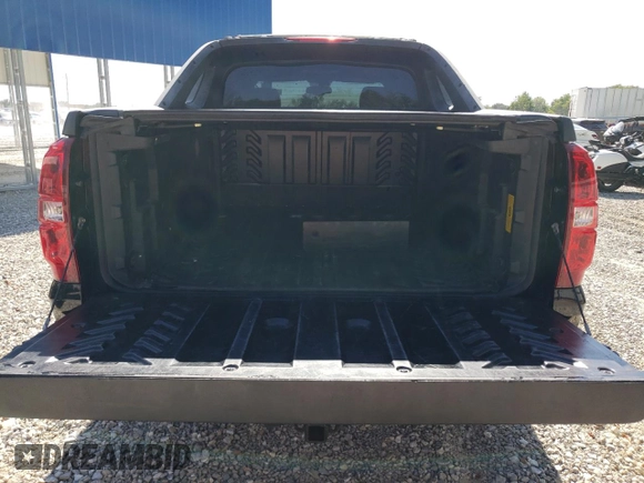 2007 Chevrolet Avalanche LT w/3LT with VIN 3GNFK12307G166470, listed as a Copart auction lot 70095914 with 216,974 mi miles and Salvage Title. Bid and sale history available at carsss.com. Image 6.