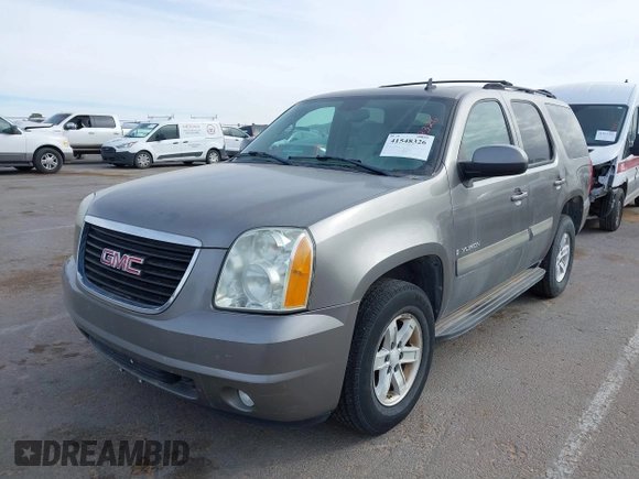 2007 GMC Yukon SLE w/3SA with VIN 1GKFC13C77R273041, listed as a IAAI auction lot 41548326 with 108,738 mi miles. Bid and sale history available at carsss.com. Image 2.