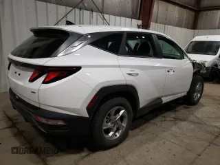 2024 Hyundai Tucson SE with VIN 5NMJACDE6RH431352, listed as a Copart auction lot 87095674 with 4,305 mi miles and Salvage Title. Bid and sale history available at carsss.com. Image 3.