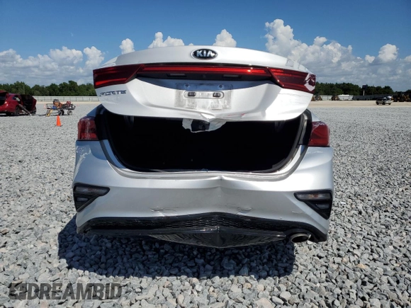2020 Kia Forte LXS with VIN 3KPF24AD4LE239771, listed as a Copart auction lot 51387005 with 67,333 mi miles and Salvage Title. Bid and sale history available at carsss.com. Image 6.