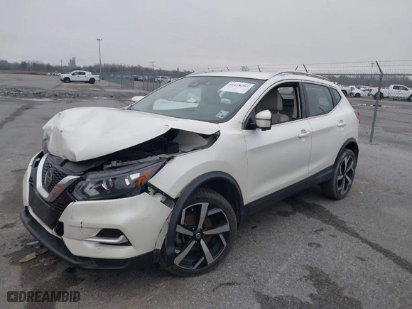 2020 Nissan Rogue Sport S with VIN JN1BJ1CV3LW253403, listed as a IAAI auction lot 41418262 with 1 mi miles. Bid and sale history available at carsss.com. Image 2.