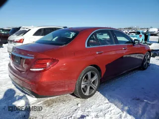 2019 Mercedes-Benz E-Class E 300 with VIN WDDZF4KB7KA595850, listed as a Copart auction lot 45160355 with 25,580 mi miles and Salvage Title. Bid and sale history available at carsss.com. Image 3.