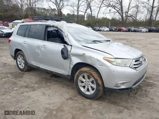 2013 Toyota Highlander with VIN 5TDZK3EH4DS113437, listed as a IAAI auction lot 41534301 with 150,432 mi miles. Bid and sale history available at carsss.com. Image 1.