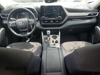 2020 Toyota Highlander LE with VIN 5TDBZRBH8LS033318, listed as a Copart auction lot 62912405 with 69,525 mi miles and Salvage title. Bid and sale history available at DreamBid. Image 8.