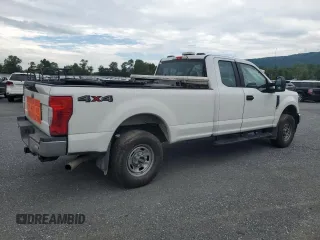 2021 Ford Super Duty F-250 SRW XL with VIN 1FT7X2B62MEC84196, listed as a Copart auction lot 63024314 with 204,613 mi miles and Salvage Title. Bid and sale history available at carsss.com. Image 3.