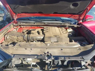 2018 Toyota 4Runner SR5 with VIN JTEBU5JR7J5607357, listed as a IAAI auction lot 40991420 with 115,769 mi miles. Bid and sale history available at carsss.com. Image 10.