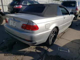 2004 BMW 3 Series 325Ci with VIN WBABW33434PL31379, listed as a Copart auction lot 55993362 with 168,083 mi miles and Salvage title. Bid and sale history available at DreamBid. Image 4.
