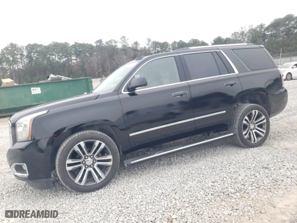 2018 GMC Yukon Denali with VIN 1GKS2CKJ0JR140951, listed as a Copart auction lot 86792724 with 136,781 mi miles and Clean Title. Bid and sale history available at carsss.com. Image 1.