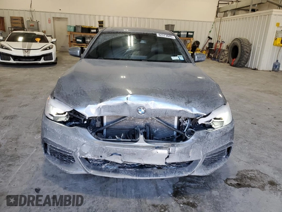 2018 BMW 5 Series 530i xDrive z VIN WBAJA7C56JWA71087, wystawiony jako Copart lot #42373605 z przebiegiem 113 635 mil mil oraz Nie do naprawy • Non repairable. Historia ofert i sprzedaży dostępna na DreamBid. Obrazek 5.