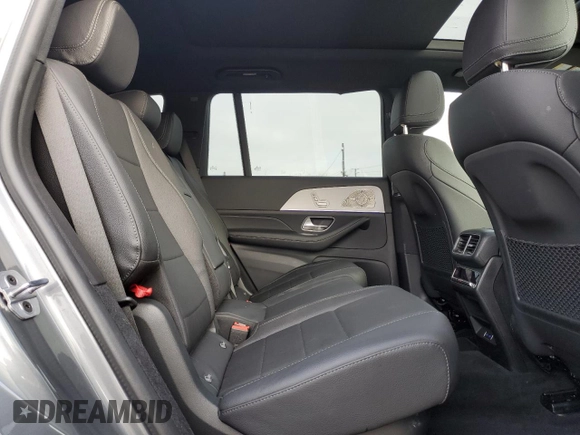 2024 Mercedes-Benz GLS 450 with VIN 4JGFF5KE5RB173752, listed as a Copart auction lot 82844094 with 1,631 mi miles and Salvage Title. Bid and sale history available at DreamBid. Image 11.