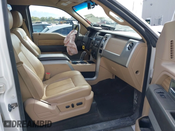 2011 Ford F-150 XL with VIN 1FTFW1EF0BFC50673, listed as a IAAI auction lot 37963340 with 327,861 mi miles. Bid and sale history available at carsss.com. Image 5.