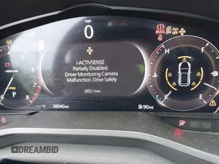 2024 Mazda CX-90 S z VIN JM3KK1HC0R1135680, wystawiony jako IAAI lot #42492399 z przebiegiem 38 940 mil mil oraz . Historia ofert i sprzedaży dostępna na DreamBid. Obrazek 7.
