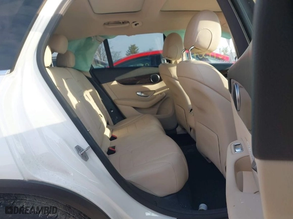 2016 Mercedes-Benz GLC with VIN WDC0G4JB3GF019730, listed as a IAAI auction lot 41697304 with 101,109 mi miles. Bid and sale history available at carsss.com. Image 8.
