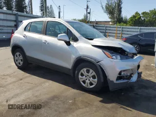2019 Chevrolet Trax LS z VIN 3GNCJKSB4KL175319, wystawiony jako Copart lot #57647735 z przebiegiem 147 329 mil mil oraz Szkoda całkowita • Salvage title. Historia ofert i sprzedaży dostępna na DreamBid. Obrazek 4.