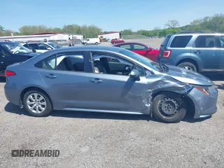 2023 Toyota Corolla LE z VIN JTDB4MEE7PJ002731, wystawiony jako IAAI lot #42155242 z przebiegiem 53 394 mil mil oraz . Historia ofert i sprzedaży dostępna na DreamBid. Obrazek 13.