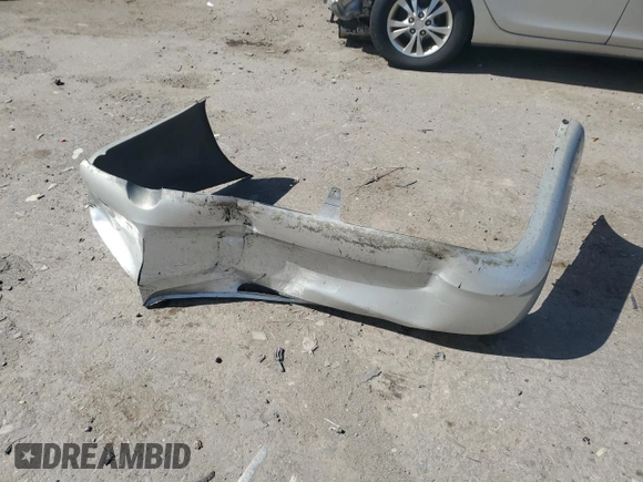 2005 Toyota Camry LE with VIN 4T1BF30K15U093326, listed as a Copart auction lot 48425395 with 90,728 mi miles and Salvage Title. Bid and sale history available at DreamBid. Image 14.
