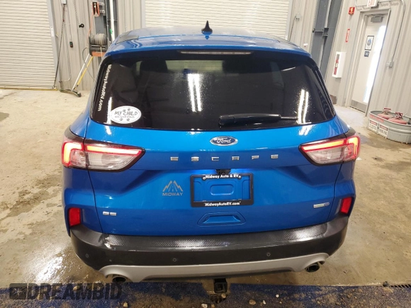 2020 Ford Escape SE z VIN 1FMCU9G6XLUA14366, wystawiony jako Copart lot #52199005 z przebiegiem 177 513 mil mil oraz Szkoda całkowita • Salvage title. Historia ofert i sprzedaży dostępna na DreamBid. Obrazek 6.