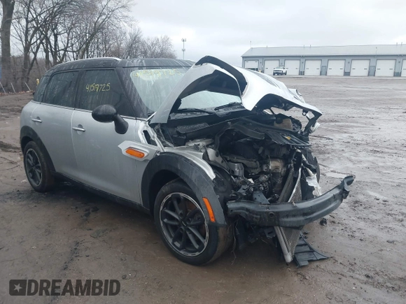 2015 MINI Countryman with VIN WMWZB3C50FWR44622, listed as a IAAI auction lot 41519725 with 229,985 mi miles and . Bid and sale history available at DreamBid. Image 1.