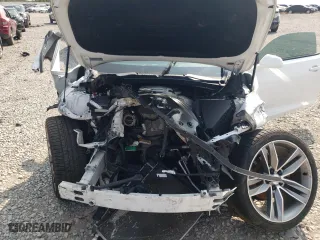 2019 Chevrolet Camaro 2LT with VIN 1G1FC1RXXK0114008, listed as a Copart auction lot 70623814 with 0 mi miles and Salvage Title. Bid and sale history available at carsss.com. Image 11.