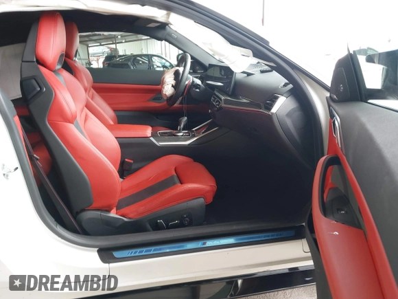 2024 BMW M4 Competition xDrive with VIN WBS43AZ0XRCS01913, listed as a IAAI auction lot 41905104 with 20,912 mi miles and . Bid and sale history available at DreamBid. Image 5.