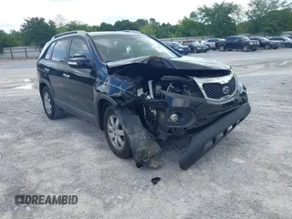 2011 Kia Sorento LX with VIN 5XYKT3A12BG174173, listed as a IAAI auction lot 42261270 with 113,565 mi miles and . Bid and sale history available at DreamBid. Image 1.