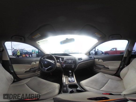 2014 Honda Civic LX z VIN 19XFB2F50EE228680, wystawiony jako IAAI lot #42164150 z przebiegiem 126 858 mil mil oraz . Historia ofert i sprzedaży dostępna na DreamBid. Obrazek 19.