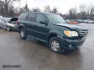 2001 Toyota Sequoia Limited with VIN 5TDBT48A01S046351, listed as a IAAI auction lot 41681033 with 243,974 mi miles. Bid and sale history available at carsss.com. Image 1.