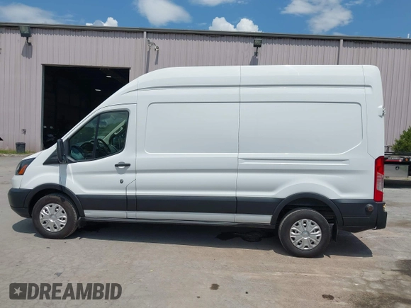 2019 Ford Transit z VIN 1FTBW2XG5KKB23337, wystawiony jako IAAI lot #42846883 z przebiegiem 65 369 mil mil oraz . Historia ofert i sprzedaży dostępna na DreamBid. Obrazek 14.