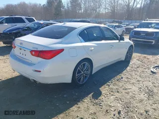 2016 Infiniti Q50 3.0t Premium with VIN JN1EV7AP2GM306358, listed as a IAAI auction lot 41151908 with NaN miles. Bid and sale history available at carsss.com. Image 4.
