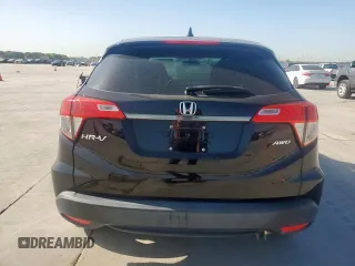 2022 Honda HR-V LX with VIN 3CZRU6H35NM702035, listed as a Copart auction lot 52125695 with Not Provided miles and Salvage Title. Bid and sale history available at carsss.com. Image 6.