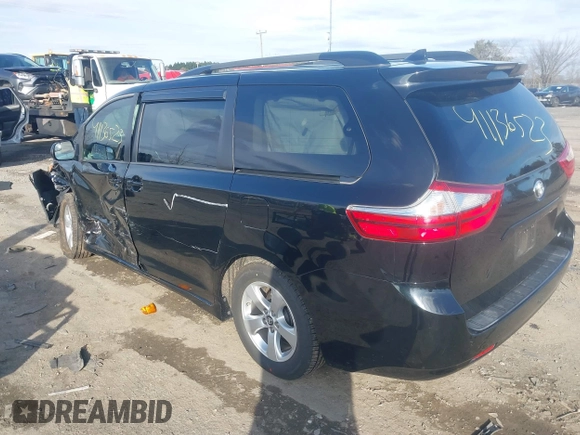 2018 Toyota Sienna LE Auto Access Seat с VIN 5TDKZ3DC8JS911678, выставлен на аукционе IAAI как лот 41136523 с пробегом 105 896 миль миль и . История ставок и продаж доступна на DreamBid. Изображение 3.