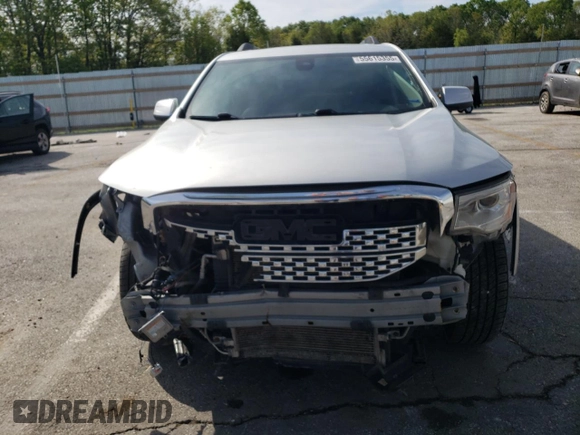 2017 GMC Acadia Denali z VIN 1GKKNXLS3HZ126185, wystawiony jako Copart lot #55615355 z przebiegiem 176 197 mil mil oraz Szkoda całkowita • Salvage title. Historia ofert i sprzedaży dostępna na DreamBid. Obrazek 5.
