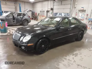 2007 Mercedes-Benz E-Class 3.5L with VIN WDBUF87XX7X214060, listed as a IAAI auction lot 41199590 with 136,011 mi miles. Bid and sale history available at carsss.com. Image 19.