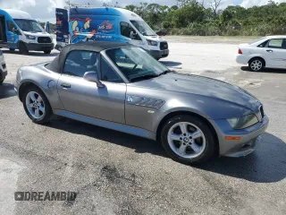 2002 BMW Z3 2.5 z VIN 4USCN334X2LM05440, wystawiony jako Copart lot #77556044 z przebiegiem 90 424 mil mil oraz Szkody całkowita. Historia ofert i sprzedaży dostępna na DreamBid. Obrazek 4.