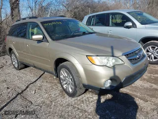 2009 Subaru Outback Ltd with VIN 4S4BP66C397323872, listed as a IAAI auction lot 41709253 with 999,999 mi miles. Bid and sale history available at carsss.com. Image 1.
