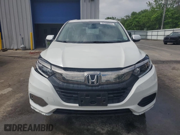 2021 Honda HR-V LX with VIN 3CZRU6H30MM718531, listed as a Copart auction lot 57288955 with 21,556 mi miles and Salvage title. Bid and sale history available at DreamBid. Image 5.