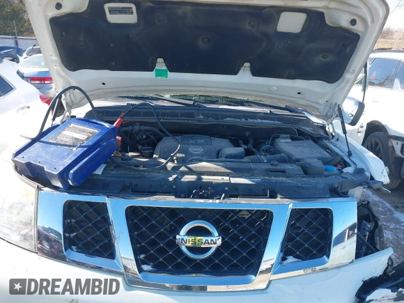 2015 Nissan Armada Platinum z VIN 5N1BA0NF7FN611136, wystawiony jako IAAI lot #41375085 z przebiegiem 130 819 mil mil oraz . Historia ofert i sprzedaży dostępna na DreamBid. Obrazek 10.
