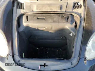 2005 Porsche Boxster z VIN WP0CA29885U711749, wystawiony jako Copart lot #84301684 z przebiegiem 272 856 mil mil oraz Szkoda całkowita • Salvage title. Historia ofert i sprzedaży dostępna na DreamBid. Obrazek 11.