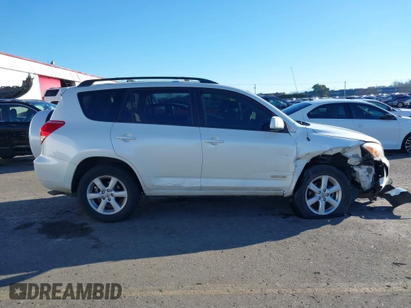 2008 Toyota RAV4 Ltd with VIN JTMZK34V685022611, listed as a IAAI auction lot 41421351 with 136,276 mi miles. Bid and sale history available at carsss.com. Image 13.