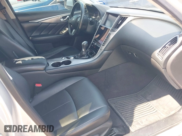 2015 Infiniti Q50 Premium with VIN JN1BV7AP4FM356812, listed as a IAAI auction lot 42135635 with 183,689 mi miles. Bid and sale history available at carsss.com. Image 5.