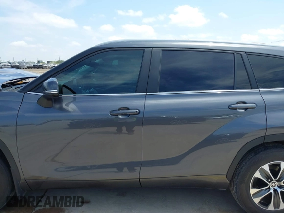 2023 Toyota Highlander L with VIN 5TDKDRAH7PS007332, listed as a IAAI auction lot 42392250 with 51,943 mi miles and . Bid and sale history available at DreamBid. Image 14.