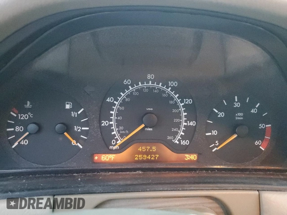 1998 Mercedes-Benz E 320 with VIN WDBJF25F0WA684027, listed as a Copart auction lot 82171114 with 259,427 mi miles and Salvage Title. Bid and sale history available at DreamBid. Image 9.