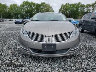 2015 Lincoln MKZ with VIN 3LN6L2J9XFR622989, listed as a Copart auction lot 58037965 with 81,709 mi miles and Salvage title. Bid and sale history available at DreamBid. Image 5.
