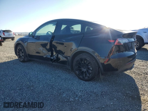 2021 Tesla Model Y Long Range z VIN 5YJYGDEE3MF092495, wystawiony jako Copart lot #50664225 z przebiegiem 72 947 mil mil oraz Szkoda całkowita • Salvage title. Historia ofert i sprzedaży dostępna na DreamBid. Obrazek 2.